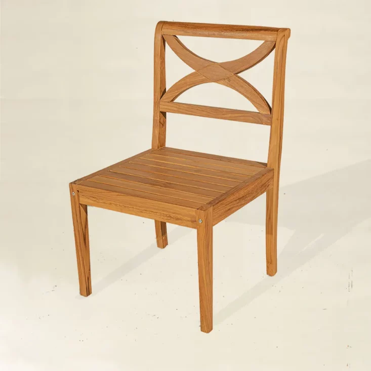 chaise en bois de teck